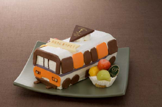 東武 Tjライナーモチーフのケーキを販売予約 09年5月28日 鉄道コム