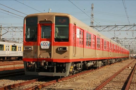 東武 8000系歴代カラーリング列車 運転（2015年1月11日） - 鉄道コム