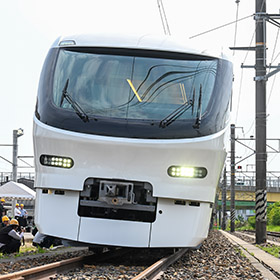 名鉄 キハ8000系デビュー60周年記念系統板 掲出（2025年8月23日