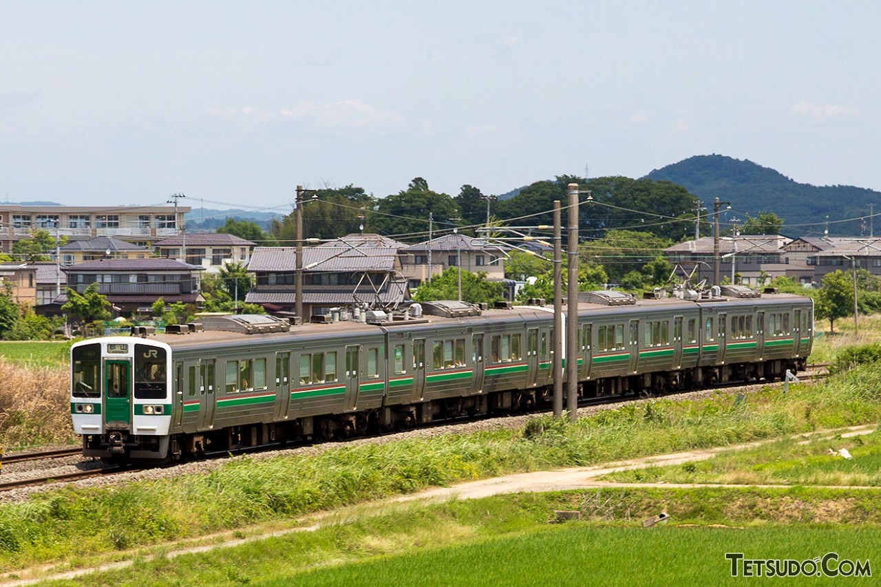 同じ顔」でも「別人です！」 JRで活躍する「211系顔」の電車たち