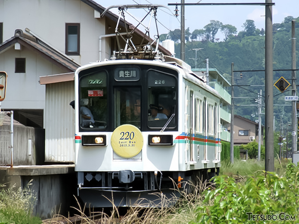 近江鉄道の220形(iwafunemoriさんの鉄道コム投稿写真)