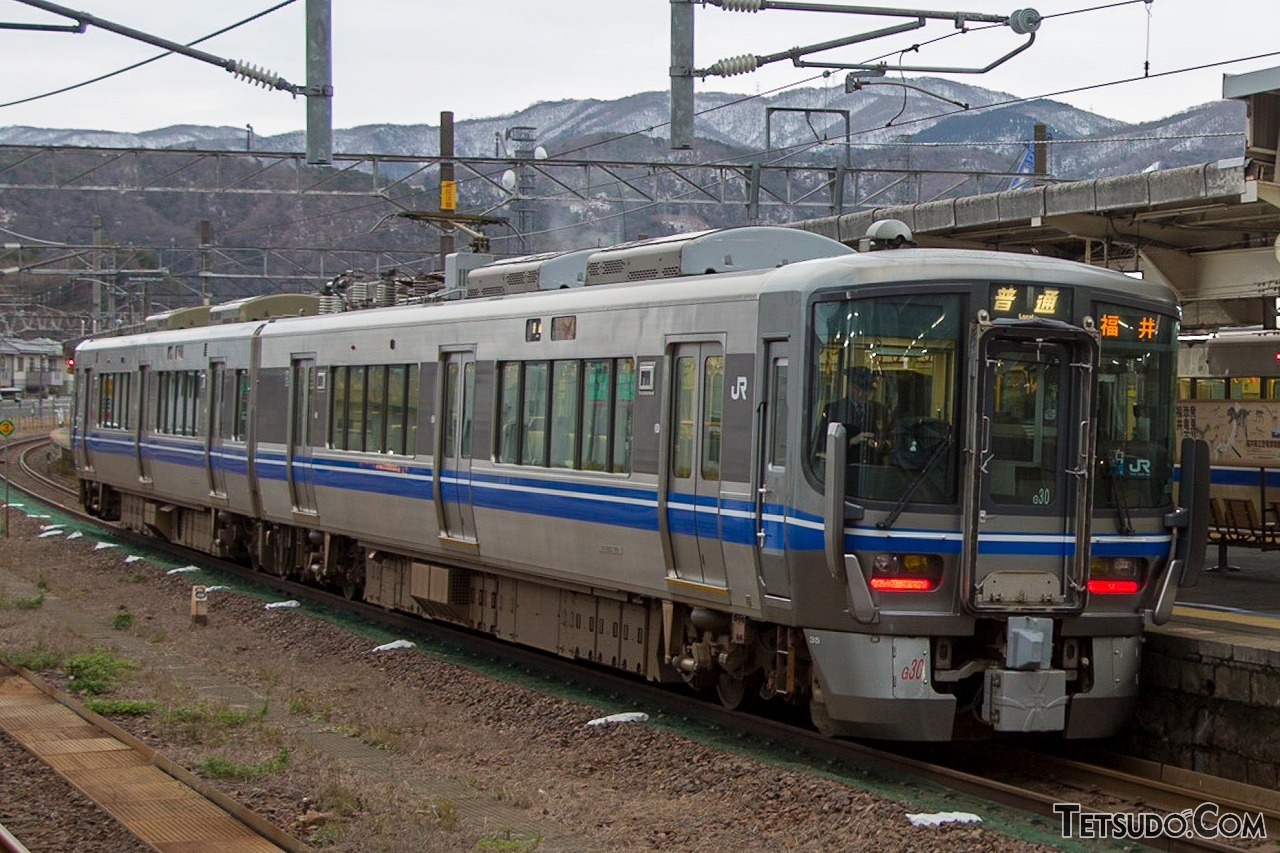 新快速」からワンマン列車まで 近畿圏を中心に駆ける223系 画像（12/15