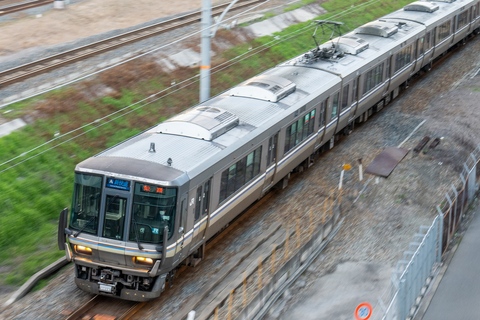 「新快速」からワンマン列車まで　近畿圏を中心に駆ける223系