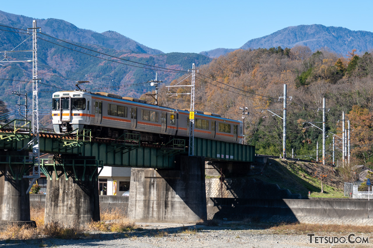 1形式でここまでできる！ 「最強の汎用車両」313系 - 鉄道コム