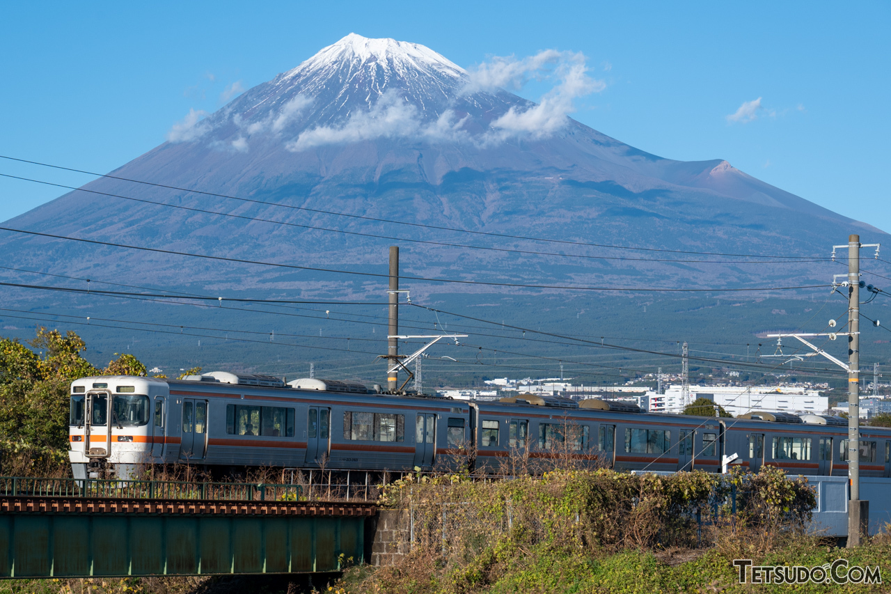 【セール1.5万円】JR東海主力車両3種373 313 室内灯付 セール1.5万円】JR東海主力車両3種373 313 室内灯付 - メルカリ