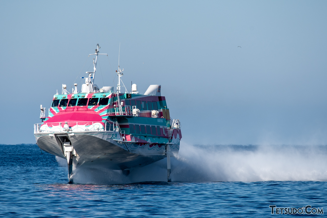 海碧 30日まで 高速船で行く日帰り渡嘉敷島無人島シュノーケルツアー | 渡嘉敷島の