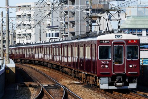 スピードアップの裏に、隠れた制約　阪急神戸線、時速115キロの苦労話