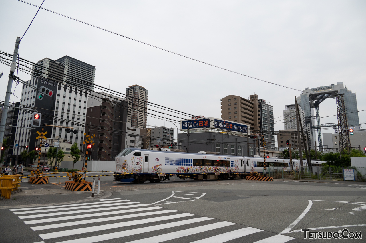 大阪駅の北側を通る「梅田貨物線」