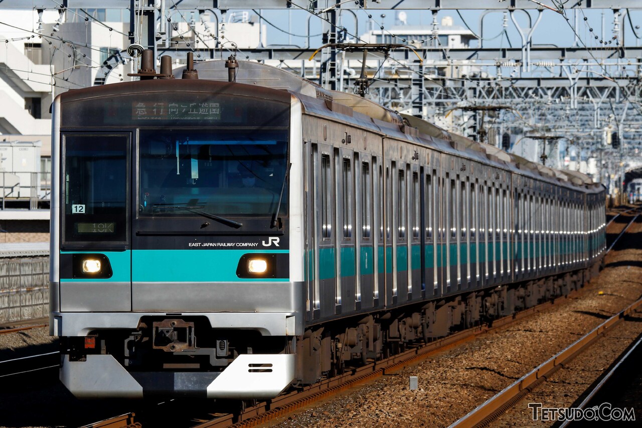 小田急線内を走る、JR車両による「急行」