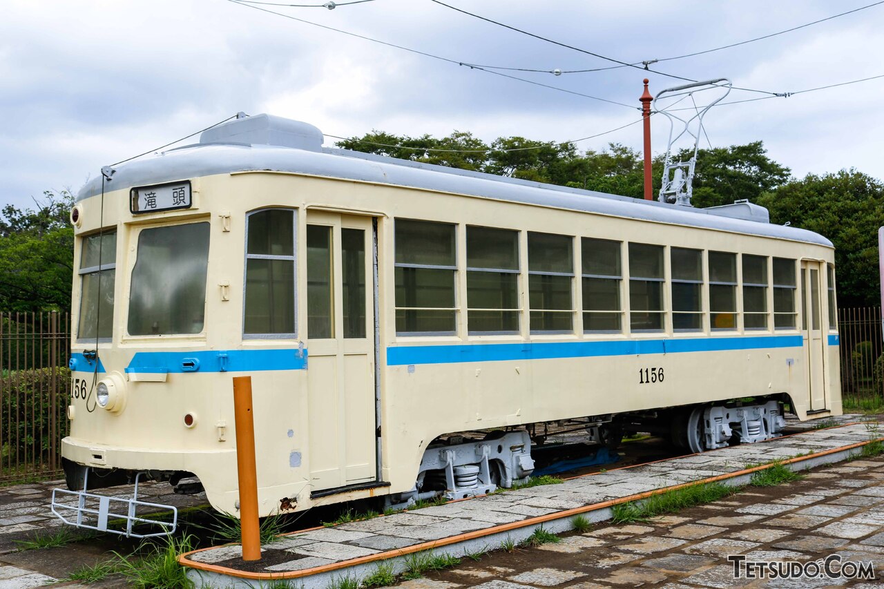 久良岐公園に保存されている1156号車。停留場も再現されています