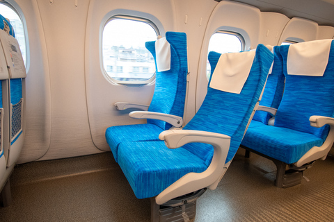 新幹線の「ハズレ車両」はどこ？　座席の「前後幅」で見る広い席・狭い席