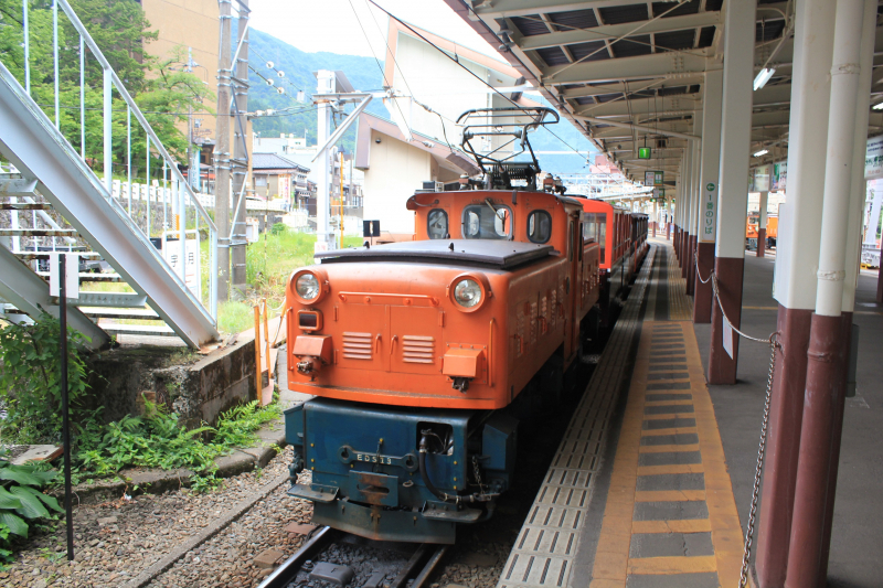 黒部峡谷鉄道の凸型機関車（画像：黒部峡谷鉄道）