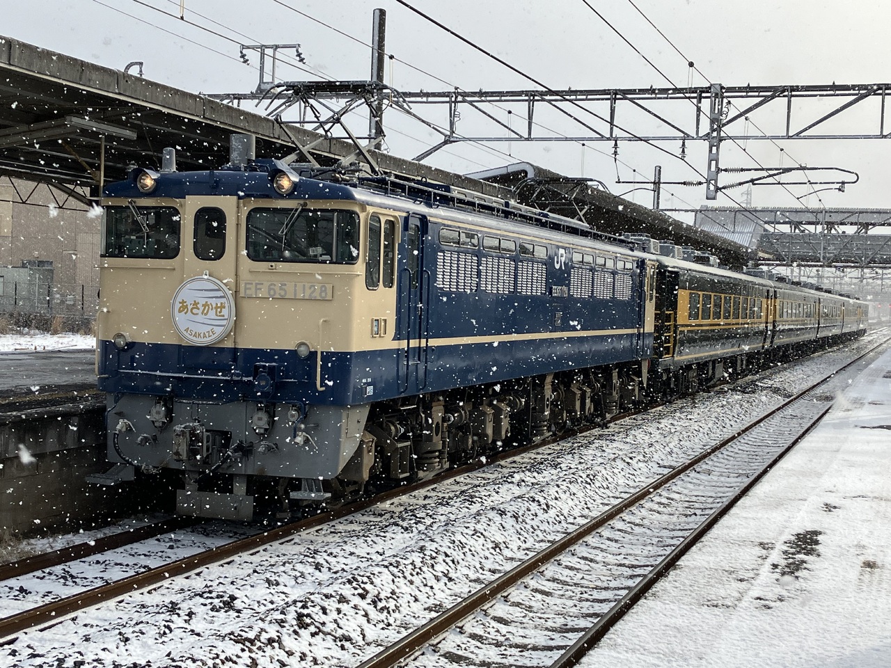 下関総合車両所 115系湘南色・クモハ42 展示ツアー」の投稿写真（8枚目