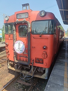 小湊鉄道 キハ40形観光急行 ブルートレインヘッドマーク 掲出」の投稿