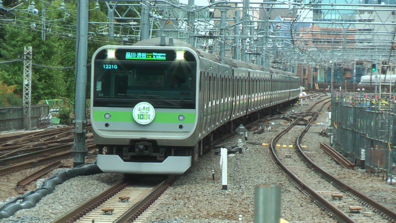山手線 103系・205系モチーフ 環状運転100周年記念ラッピング車両 運転