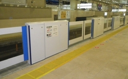 可動式ホーム柵