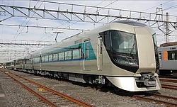 特急「リバティ」