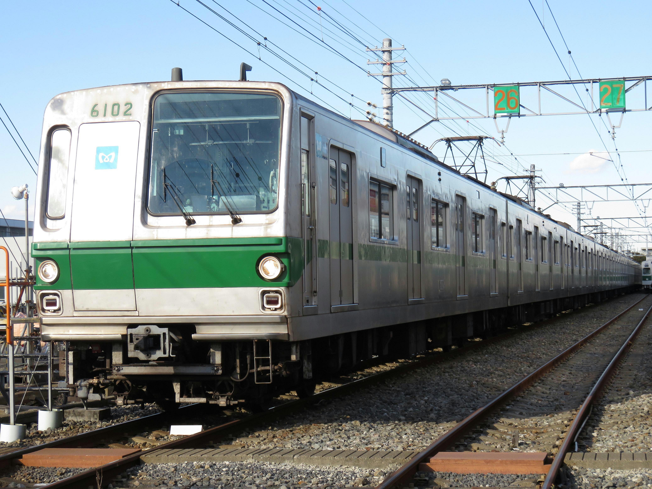 千代田線6000系