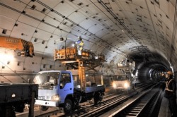 首都圏新都市鉄道 保守作業オンライン講座 開催