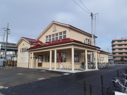 曽根田駅駅舎