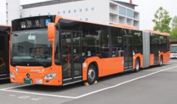 神姫バスの連節バス