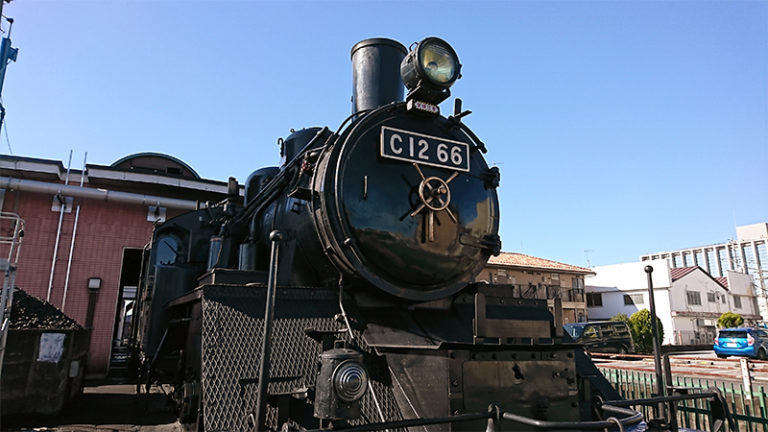 C12形蒸気機関車