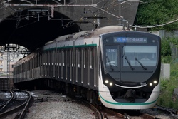 東急、クレジットカードのタッチ決済乗車サービスを首都圏の鉄道で初提供