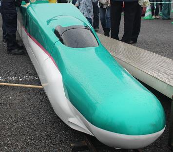 E5系ミニ新幹線