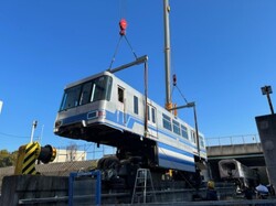 大阪モノレール 車両基地・廃車搬出作業 見学イベント