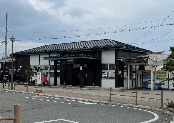 現在の岩村田駅駅舎