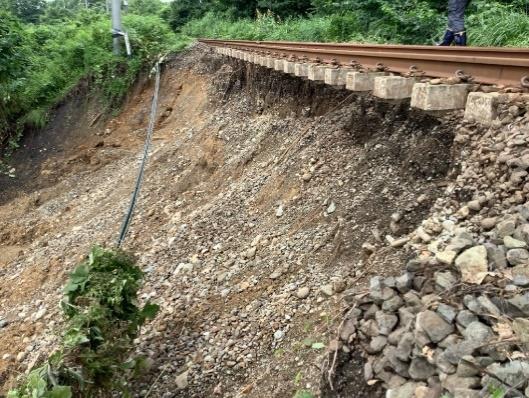 真室川～釜淵間の被害発生直後の状況