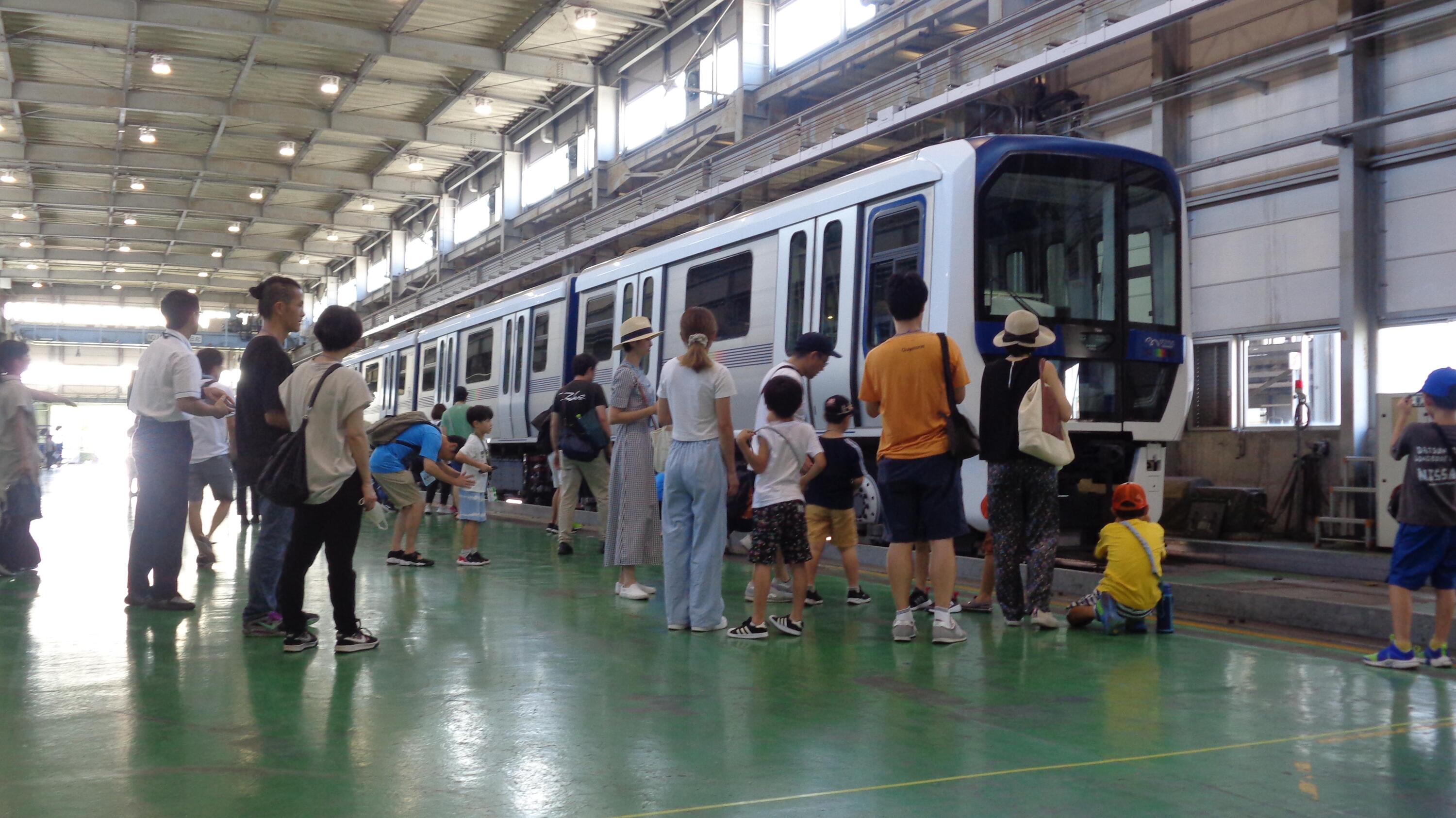 車両基地見学会（イメージ）