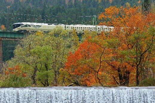 TRAIN SUITE 四季島 1泊2日山梨コース（ツアー）（2025年10月4日