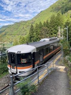 飯田線秘境駅号乗車記念の大型ステッカー かがやくごったん on X: 