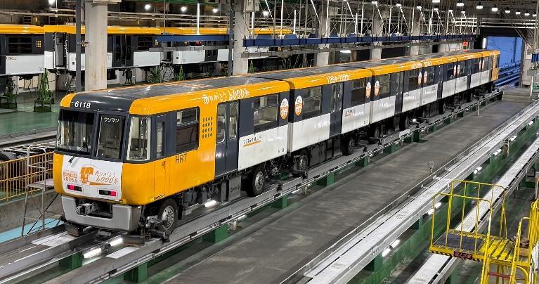 引退ラッピング車両
