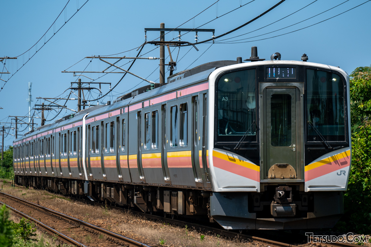 「青春18きっぷ」は全国のJR線の普通・快速列車が乗り放題(イメージ)