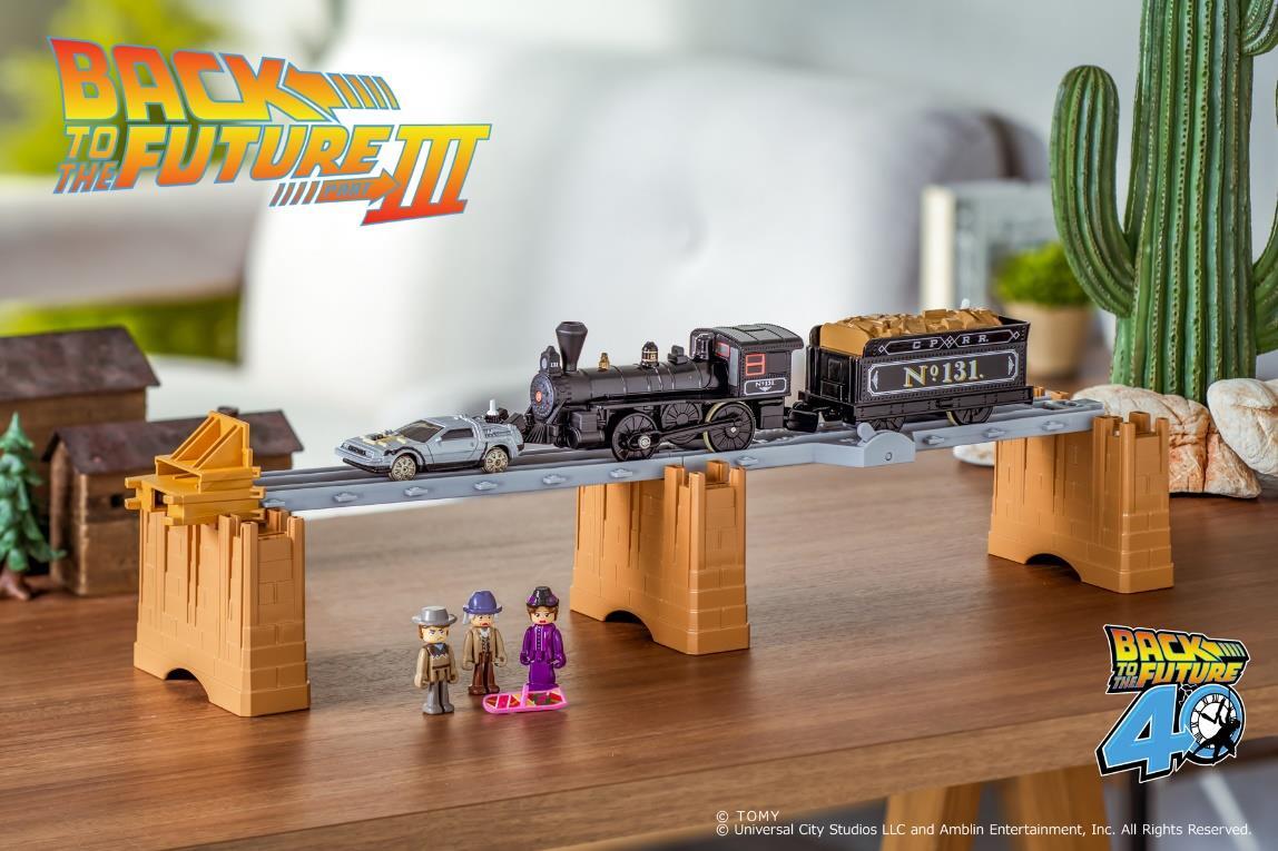 バックトゥザフューチャー タイムマシーン ミニカー 1 ドンキ ドンキホーテ