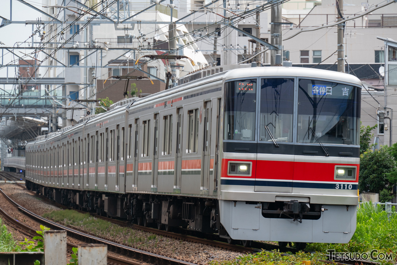 「最新型風」にリニューアルした東急3000系、10月2日に営業運転開始 - 鉄道コム
