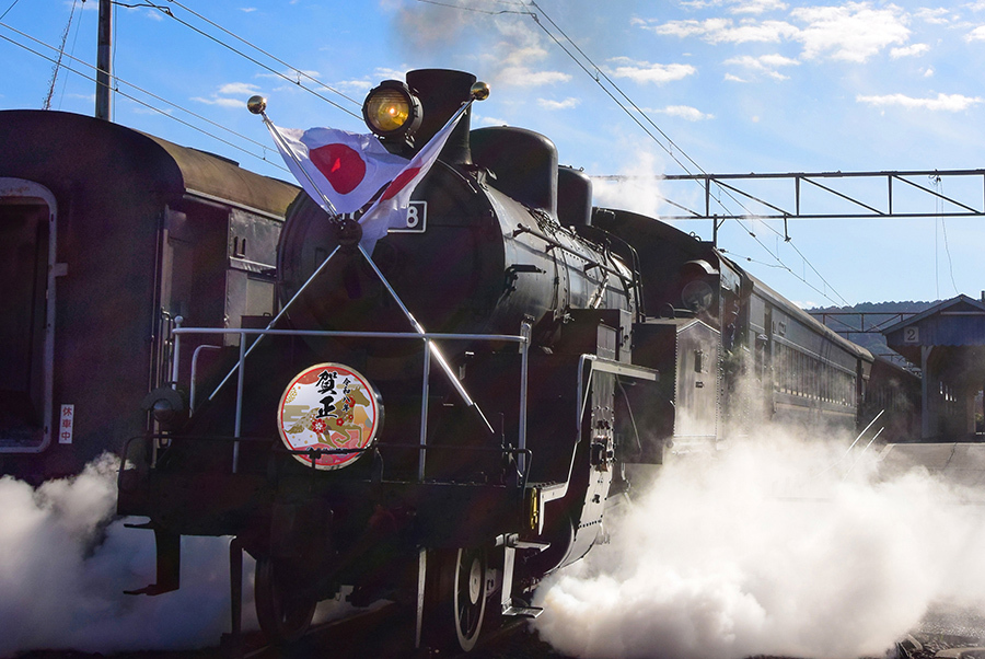 大井川鐵道 SL急行 日章旗など 先行掲出（2025年11月28日） - 鉄道コム