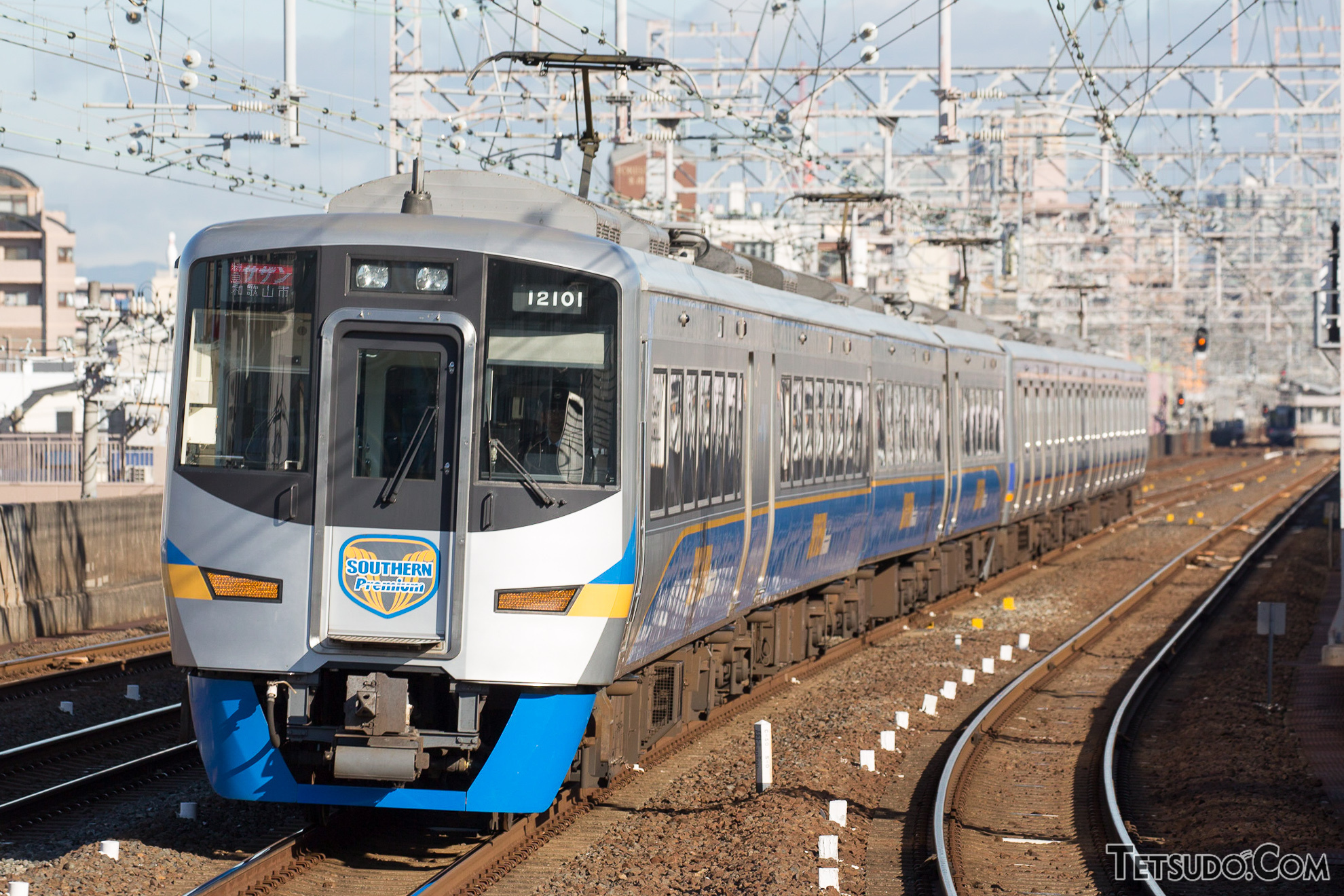 南海電車が「どれだけ乗っても1日最大2200円」 タッチ決済サービスで