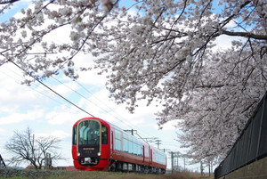 えちごトキめき鉄道 雪月花 10周年記念号（ツアー）（2026年4月23日