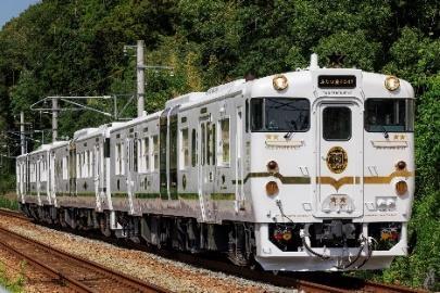 ふたつ星4047 博多～武雄温泉間 西九州新幹線開業4周年特別列車ツアー