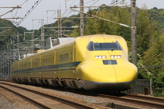 JR西、「ドクターイエロー」の先頭車を広島県内の研修施設で展示保存