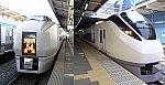 仙台駅に停車する651系スーパーひたち(2008)品川に直通するようになったE657系ひたち(2015)