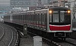 Osaka_Metro_Midosuji_Lin_30000_Series(31_Series)
