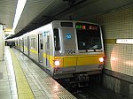 飯田橋駅停車中の東京メトロ7104F快速飯能行き(2008/3/6)