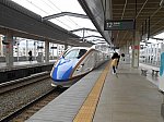 shinkansen-E7-2.jpg
