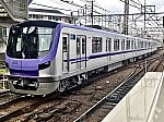 /upload.wikimedia.org/wikipedia/commons/thumb/2/2c/Tokyo_Metro_Series_18000_18101F_in_Saginuma_Station.jpg/800px-Tokyo_Metro_Series_18000_18101F_in_Saginuma_Station.jpg