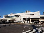 Shinonome_Station,_at_Shinonome,_Koto,_Tokyo_(2019-01-01)