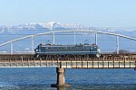 石　1.  1081  66-27瀬田川②220111